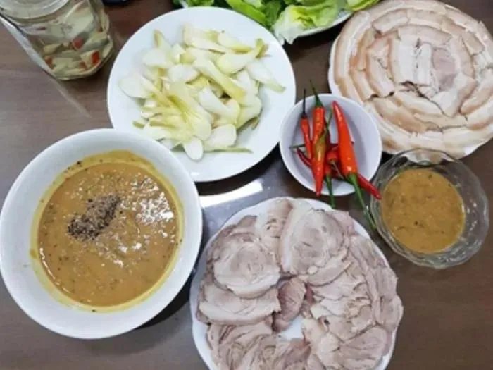 Mùa Rươi Vĩnh Bảo: Khi "Lộc Trời" Hóa Cực Phẩm Trên Mâm Cơm Đất Cảng 4