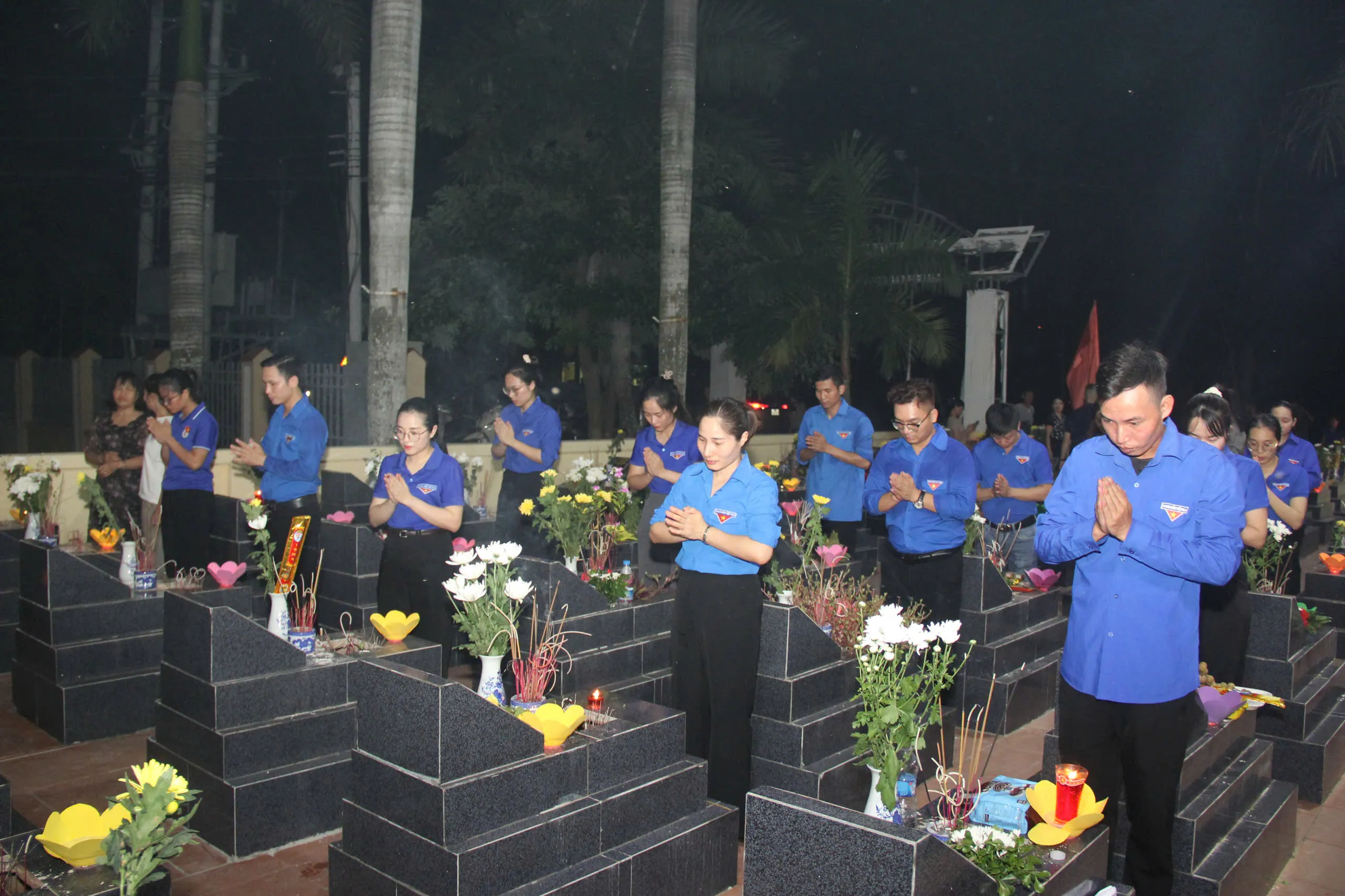 Xã Vĩnh Thuận trang trọng tổ chức Lễ thắp nến tri ân các anh hùng liệt sĩ đã hy sinh vì tổ quốc 7